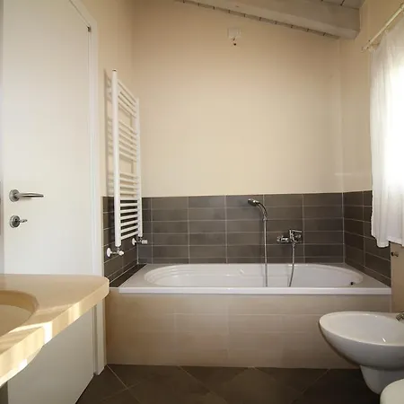 Tulipano Apartment *