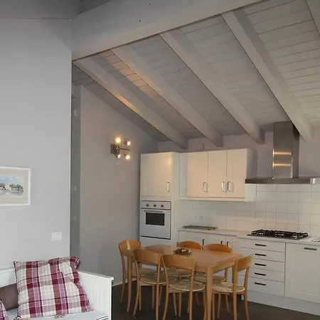 Tulipano Apartment