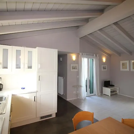 Tulipano Apartment *