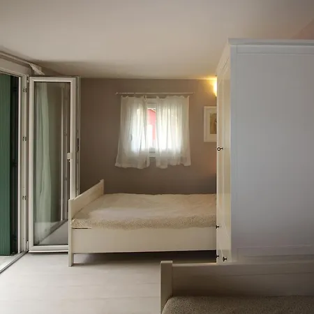 Tulipano Apartment *
